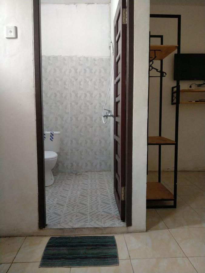 Her Mandiri Guest House Balikpapan  Bagian luar foto